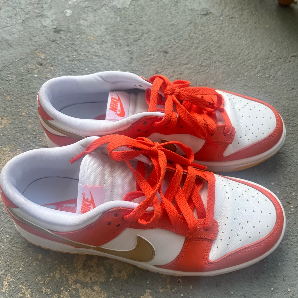 Nike low dunk orange university gold size 8 - Picture 9 of 13